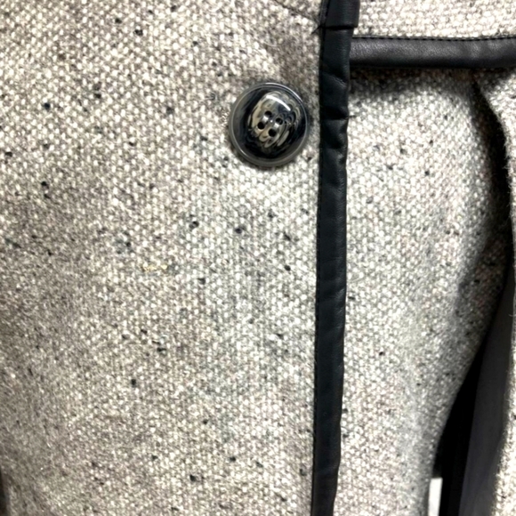 APT 9 Tweed Cape Soft Gray Wool Blend Lined Faux Leather Trim Pockets SM NWT - Picture 4 of 16